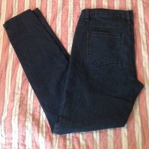 Forever 21 Denim Skinny Jeans size US28