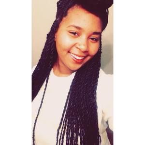 Meet your Posher, Marissa