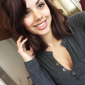 Meet your Posher, Bobbie