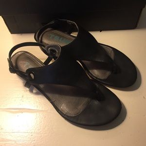 Tsubo W Georgea Sandal