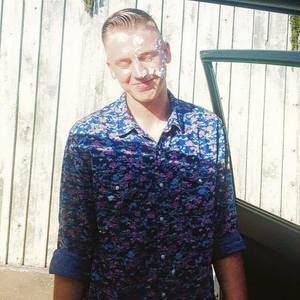 Meet your Posher, Tom