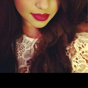 Meet your Posher, Karina