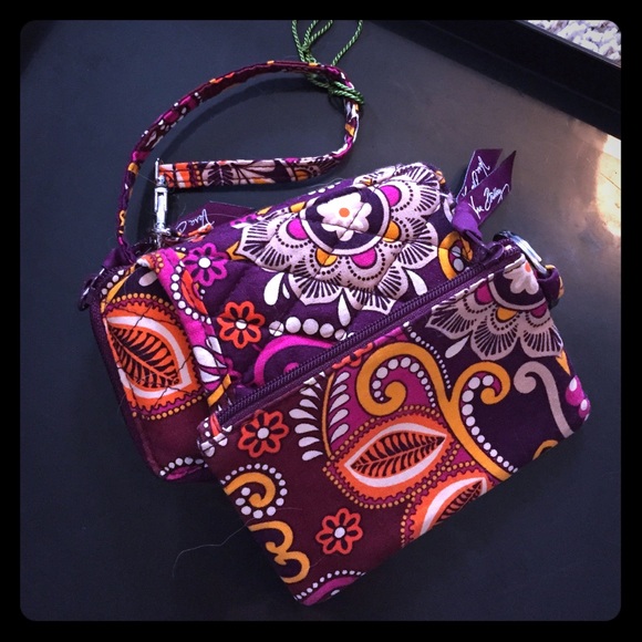 VERA BRADLEY SET-MOVING SALE NEEDS SOLD MAKE OFFER