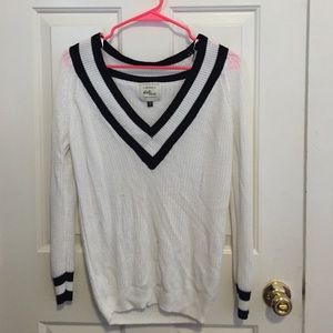 Cotton On brand v-neck Sweater!