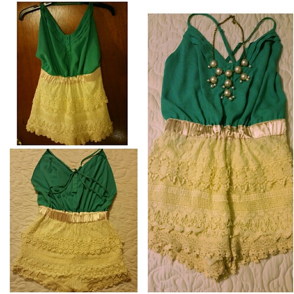 Flirty fun jumpsuit - Picture 2 of 4