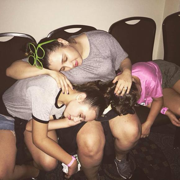 Meet your Posher, Aly - Picture 1 of 1