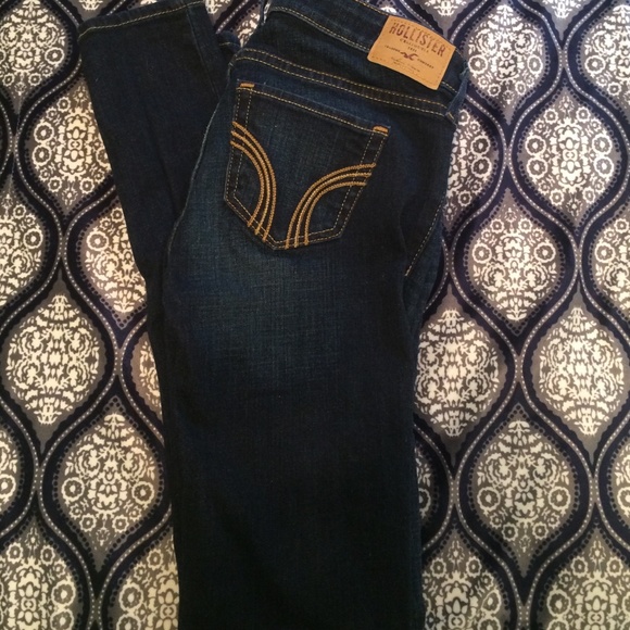Hollister skinny jeans