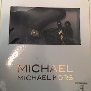 Michael Kors Baby Emma Kendra2