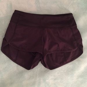 black Lululemon speed shorts