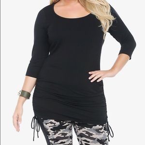Brand new TORRID Cinch side top size 2