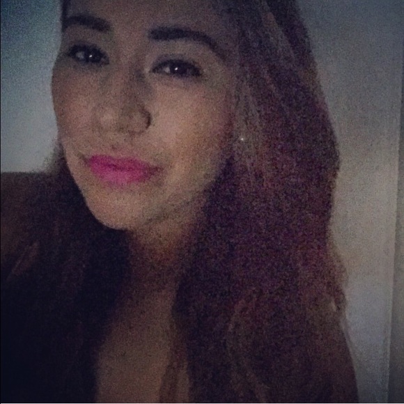 Meet your Posher, Annie