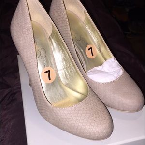 Jessica Simpson high heels