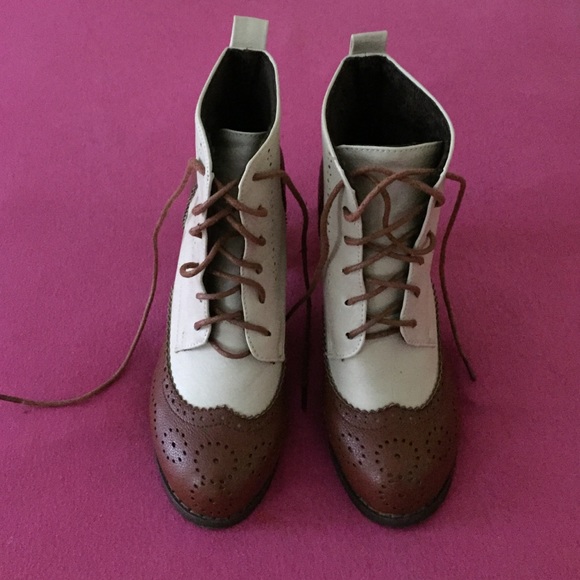 Fall boots - Picture 1 of 2