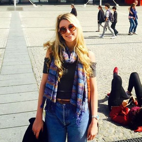 Meet your Posher, Macy - Picture 1 of 1