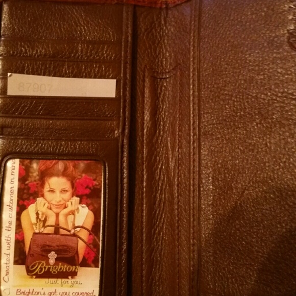 **SOLD** - Picture 3 of 4