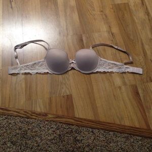 Great nude bra with lace detail