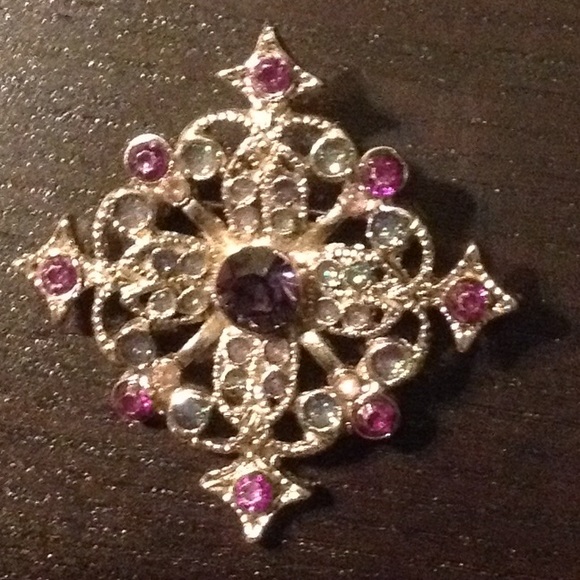 Purple brooch