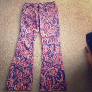 Tommy Hilfiger design jeans