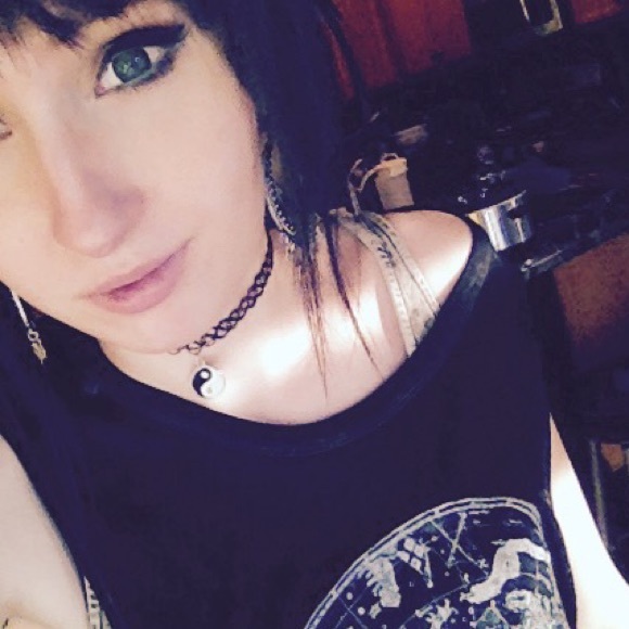 Meet this dork - Picture 3 of 4