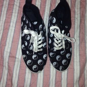 Charlotte Russe Yin Yang Black and White shoes