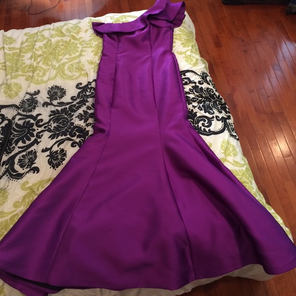 Lazaro Dresses & Skirts - Lazaro dress