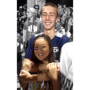 Meet your Posher, Claudia