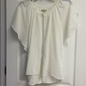 Short sleeved top