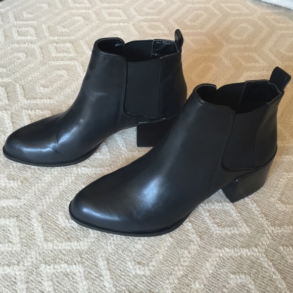 dolce vita chelsea boots