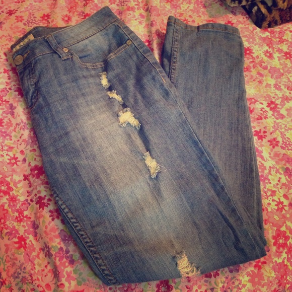 Ripped boyfriend jeans