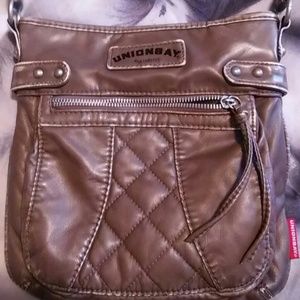 Unionbay crossbows bag