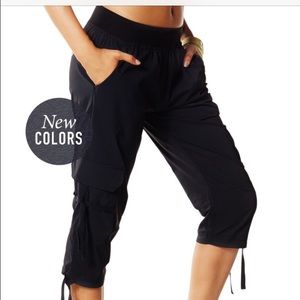 Zumba Oh-So-Soft Stretch Cargo Capris in Black