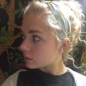 Meet your Posher, Molly