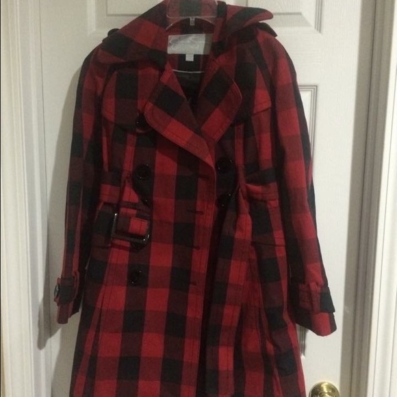 Jessica Simpson coat!