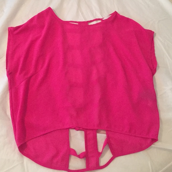 Pink Cropped Shirt with cute back!
