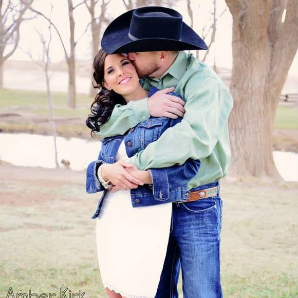 Meet your Posher, Danielle - Picture 1 of 1