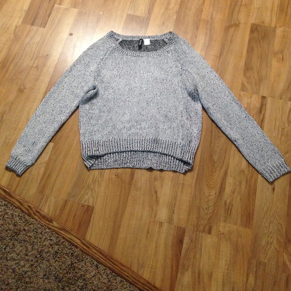 H&M shiny sweater - Picture 1 of 3