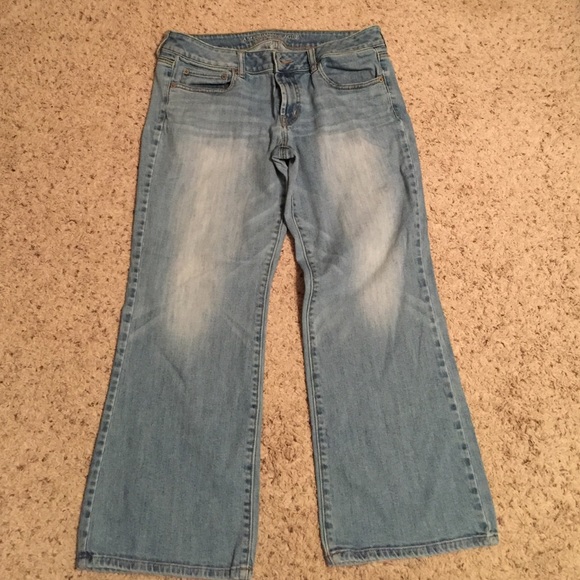 American Eagle Favorite Boyfriend 14 Short Jeans