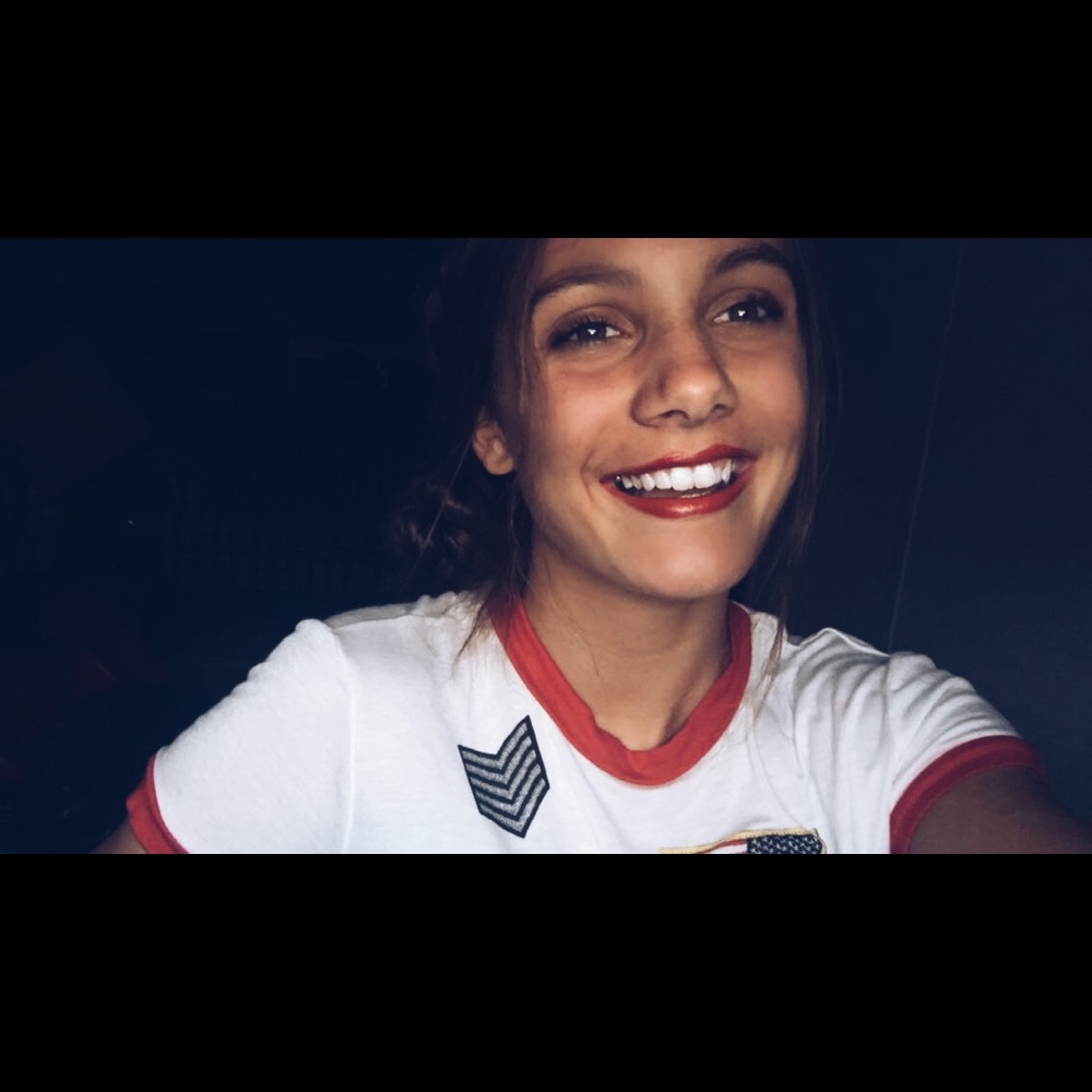 Meet your Posher, Teagan