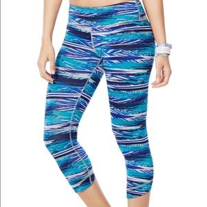 Zumba Treaded Capri Leggings