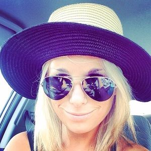 Meet your Posher, Allie