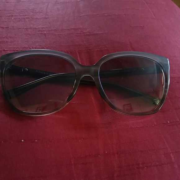 Gucci sun glasses
