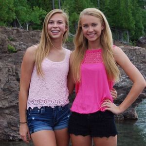 Meet your Posher, Brialle