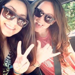 Meet your Posher, Kelly