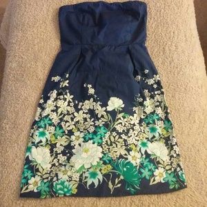 Floral strapless dress