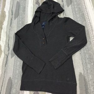 AE Hooded long sleeve top