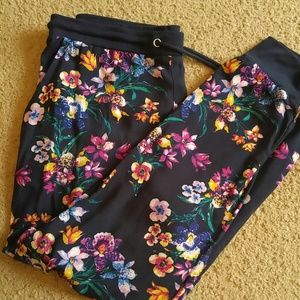 Soft floral pant