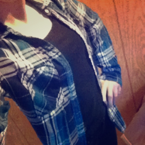 Aeropostale Blue Plaid Button Up