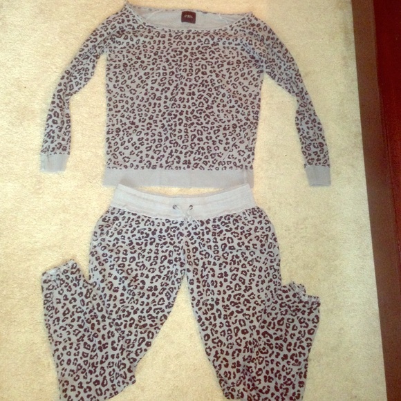 leopard sweat suit