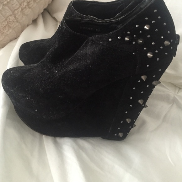 Too big for me to wear