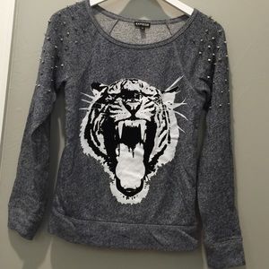 Embellished sweatshirt.